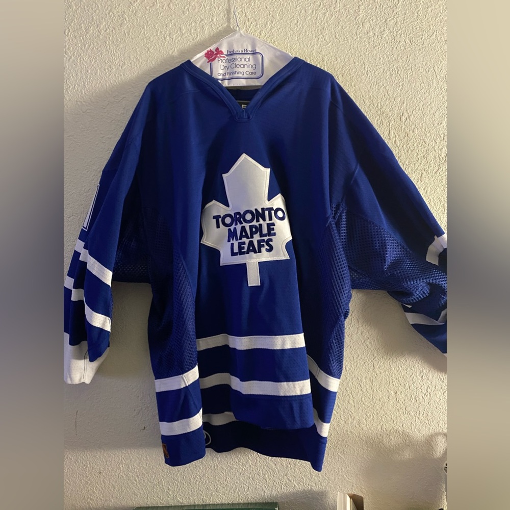 Nike Center Ice Toronto Maple Leafs Curtis Joseph vintage sweater. Size 52